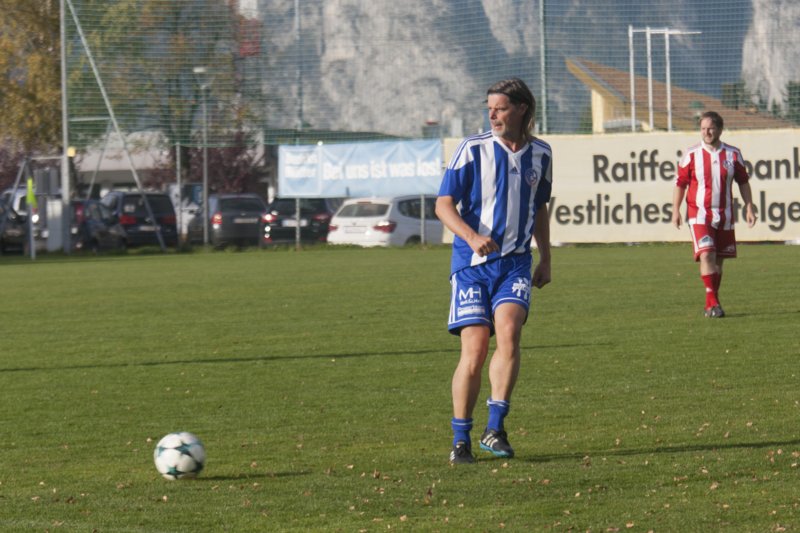 ix2k7010.jpg